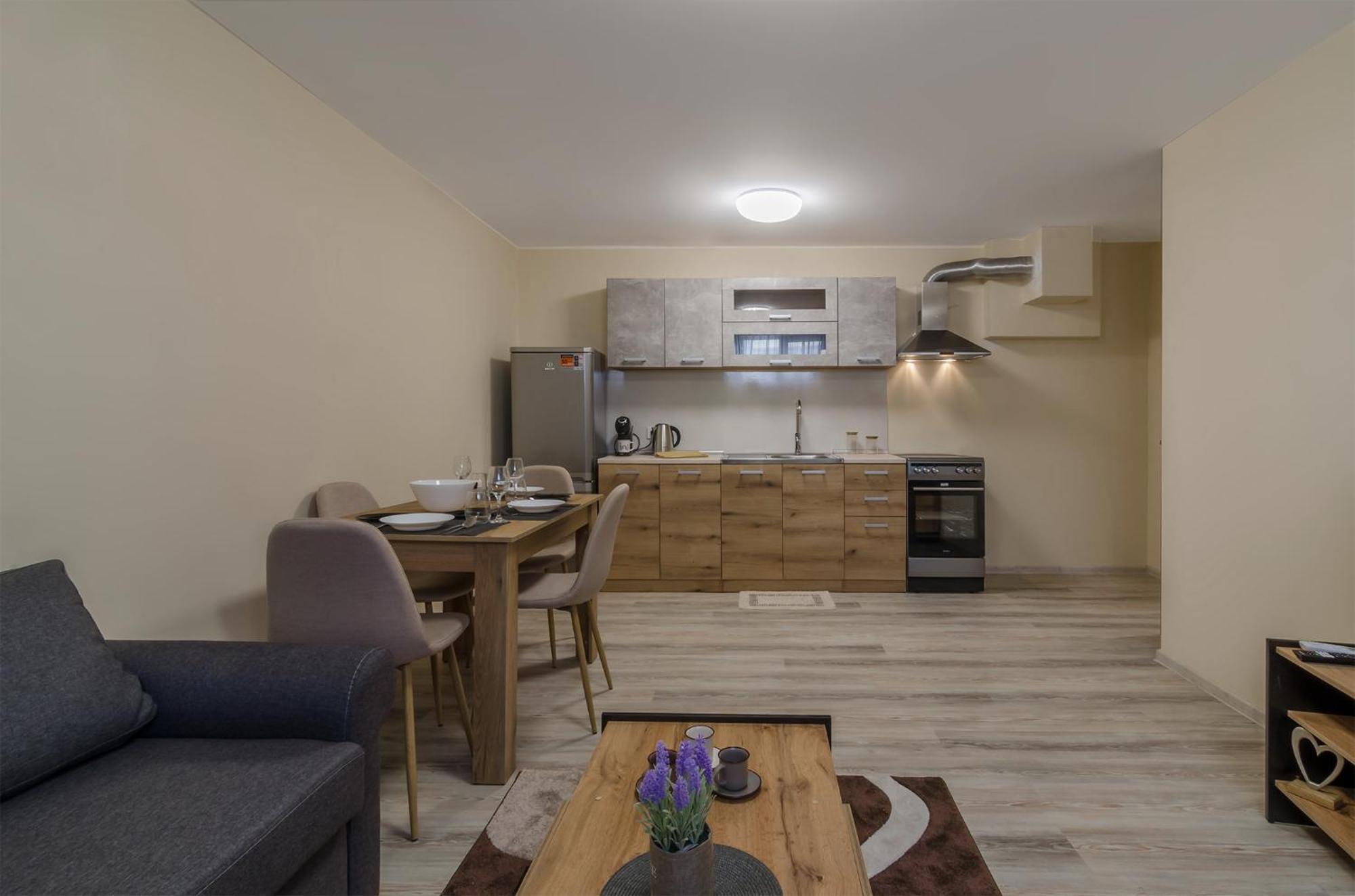 Brizy Apartman Várna Kültér fotó